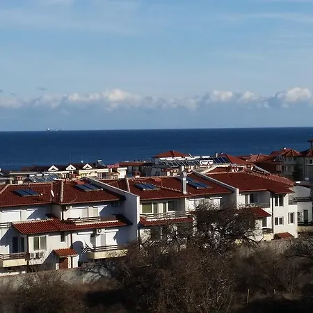Taai Ξενοδοχείο *